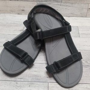 Mountrek Woman's 8.5 Gray Black Sandal Shoe "LUCY" Quickdry Open Toe (6944)